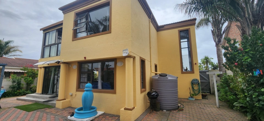 3 Bedroom Property for Sale in Reebok Western Cape